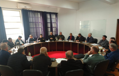 Conselho de Presbíteros se reúne com Dom Aloísio Dilli