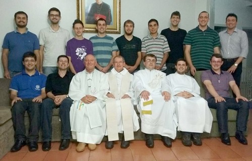 Seminário Dom Alberto confraterniza com seminaristas de Caxias do Sul